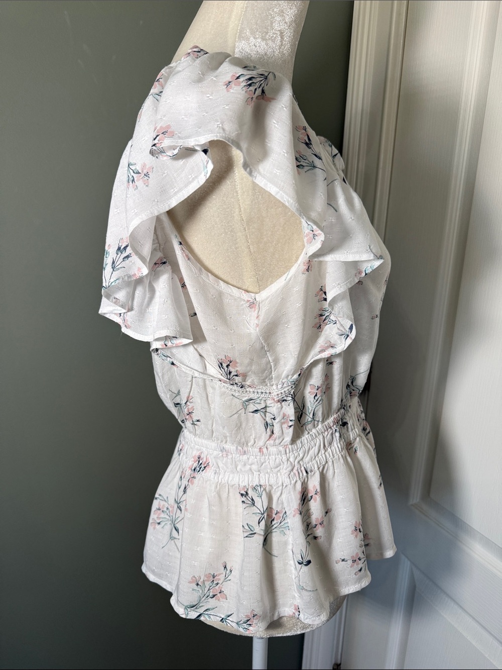 Lucky Brand Floral Peplum Top Flutter Sleeve Boho Cottagecore M - Picture 7 of 8